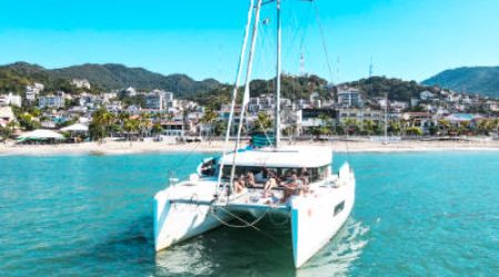 Catamaran Charters Puerto aventuras